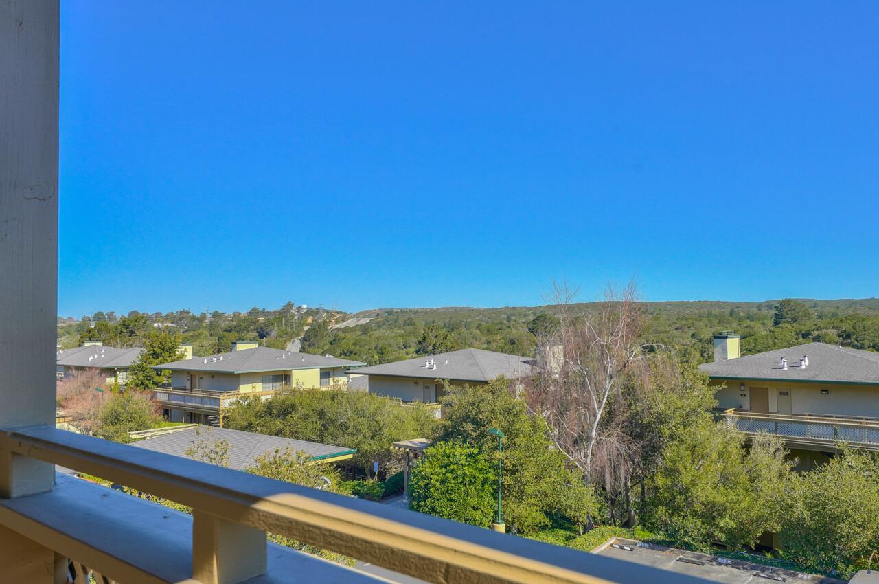 331 Pheasant Ridge Road Del Rey Oaks, CA 93940 - Photo 11 of 35 Gallery Image 11