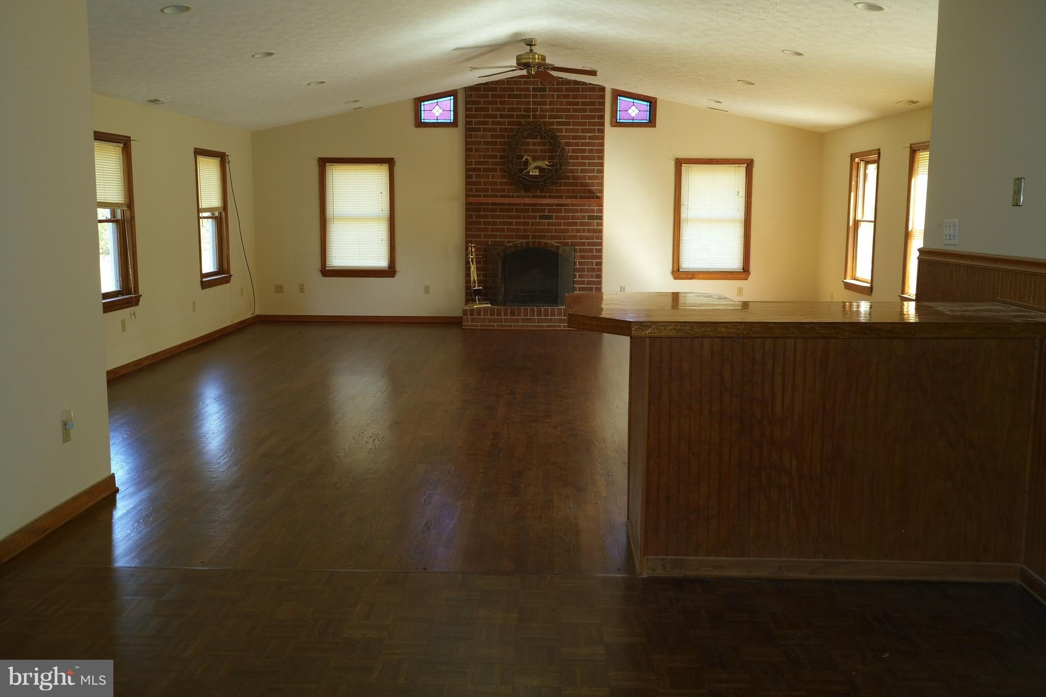 697 Fredericks Hall Road Bumpass, VA 23024 - Photo 5 of 20 Family Room