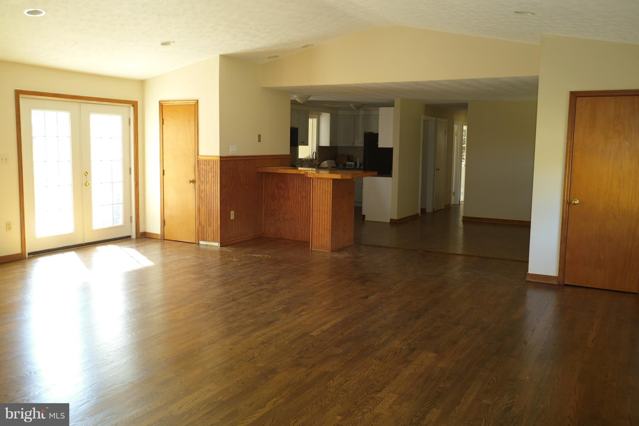 697 Fredericks Hall Road Bumpass, VA 23024 - Photo 6 of 20 Family Room