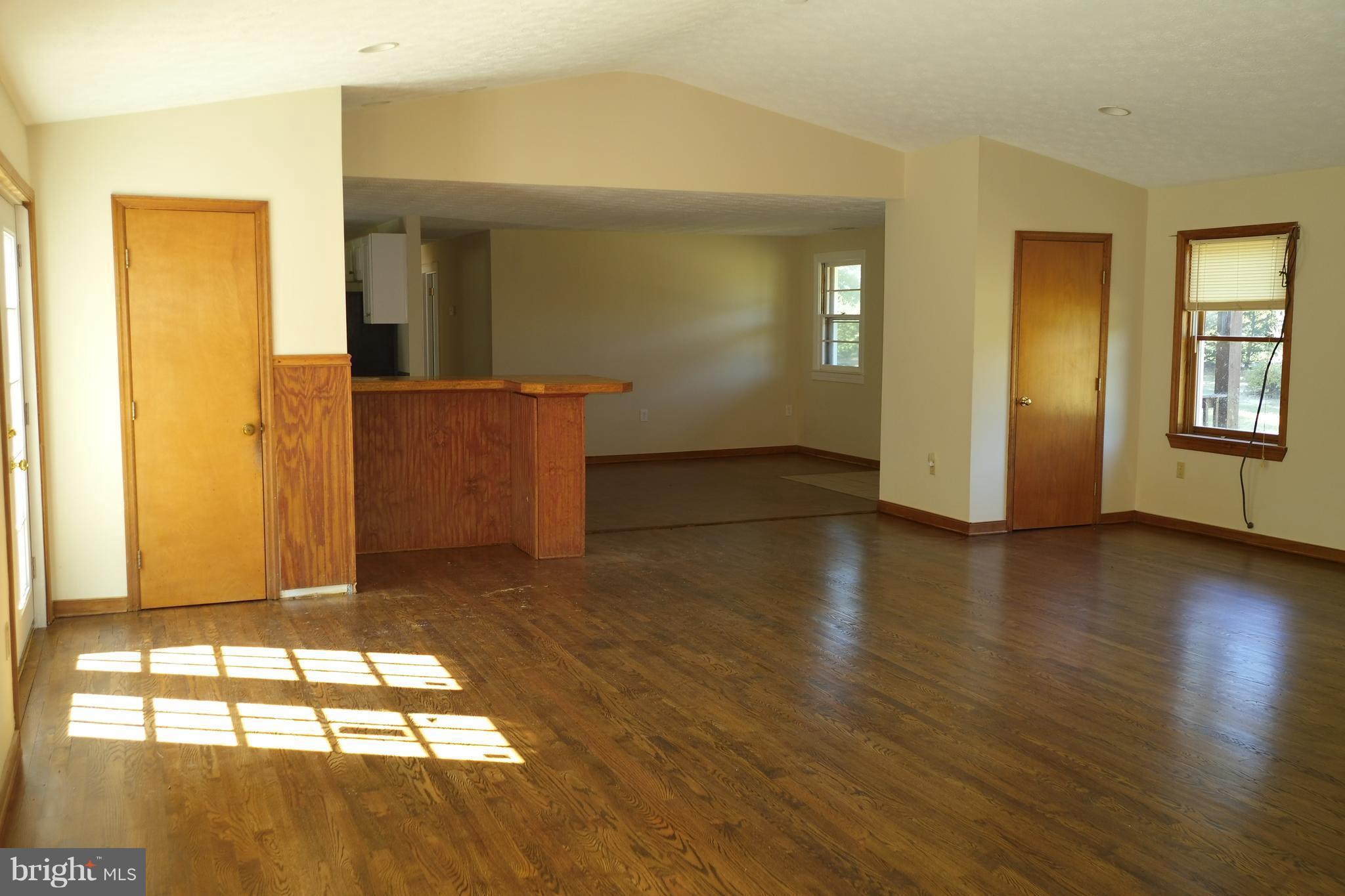 697 Fredericks Hall Road Bumpass, VA 23024 - Photo 7 of 20 Family Room