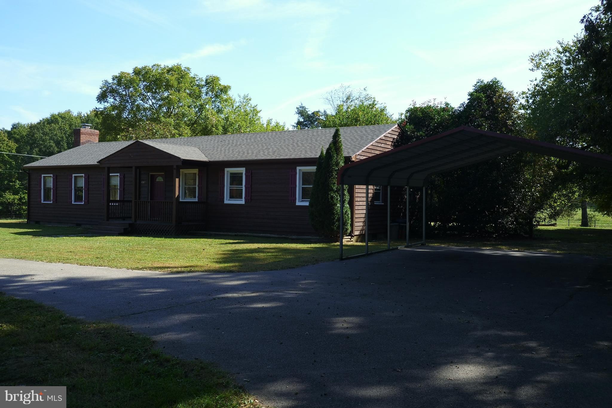 697 Fredericks Hall Road Bumpass, VA 23024 - Photo 9 of 20 Interior (General)