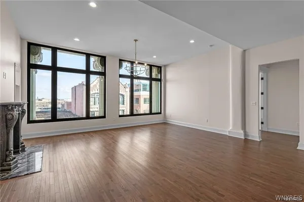 $1,499,000 | 674 Main Street, Unit 3, Buffalo, NY 14202