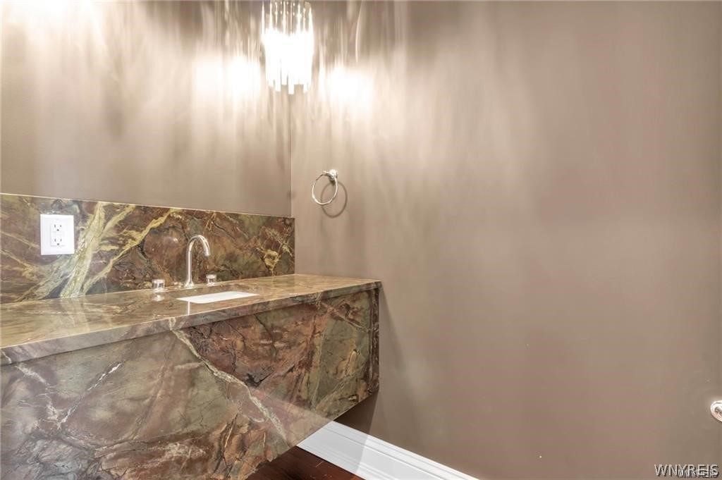 674 Main Street, Unit 3 Buffalo, NY 14202 - Photo 25 of 46
