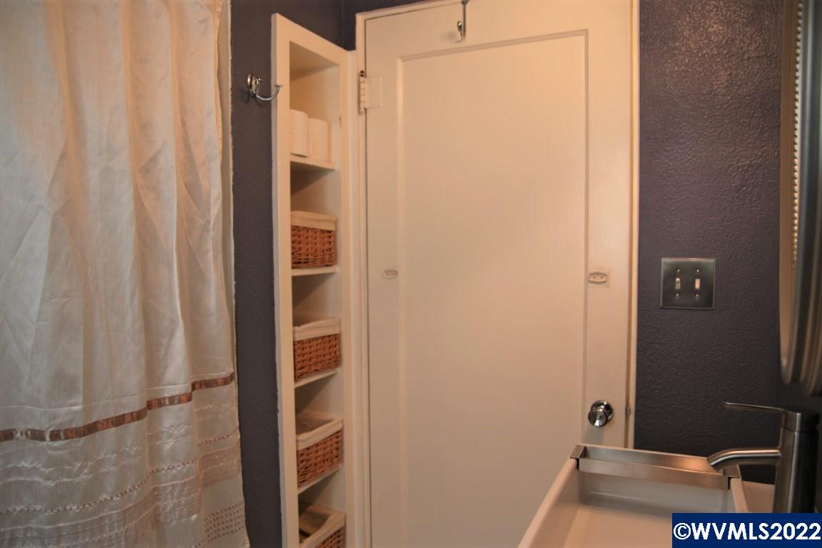 1320 Southwest Calapooia Street Albany, OR 97321 - Photo 14 of 34 Gallery Image 14