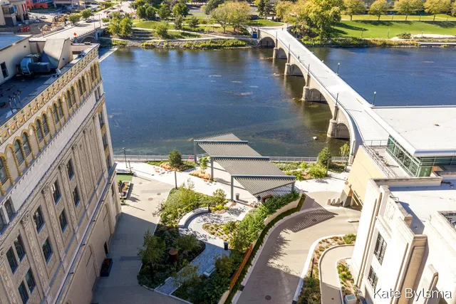 $950,000 | 144 Oakes Street Southwest, Unit 2203, Grand Rapids, MI 49503