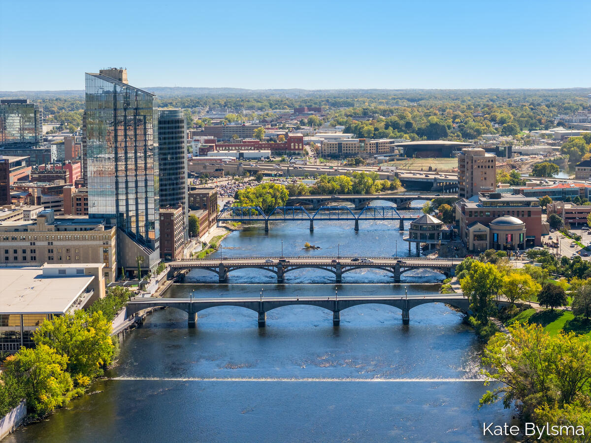 144 Oakes Street Southwest, Unit 2203 Grand Rapids, MI 49503 - Photo 48 of 53 Grand River