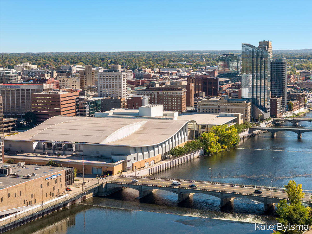 144 Oakes Street Southwest, Unit 2203 Grand Rapids, MI 49503 - Photo 49 of 53 DeVos Place Convention Center