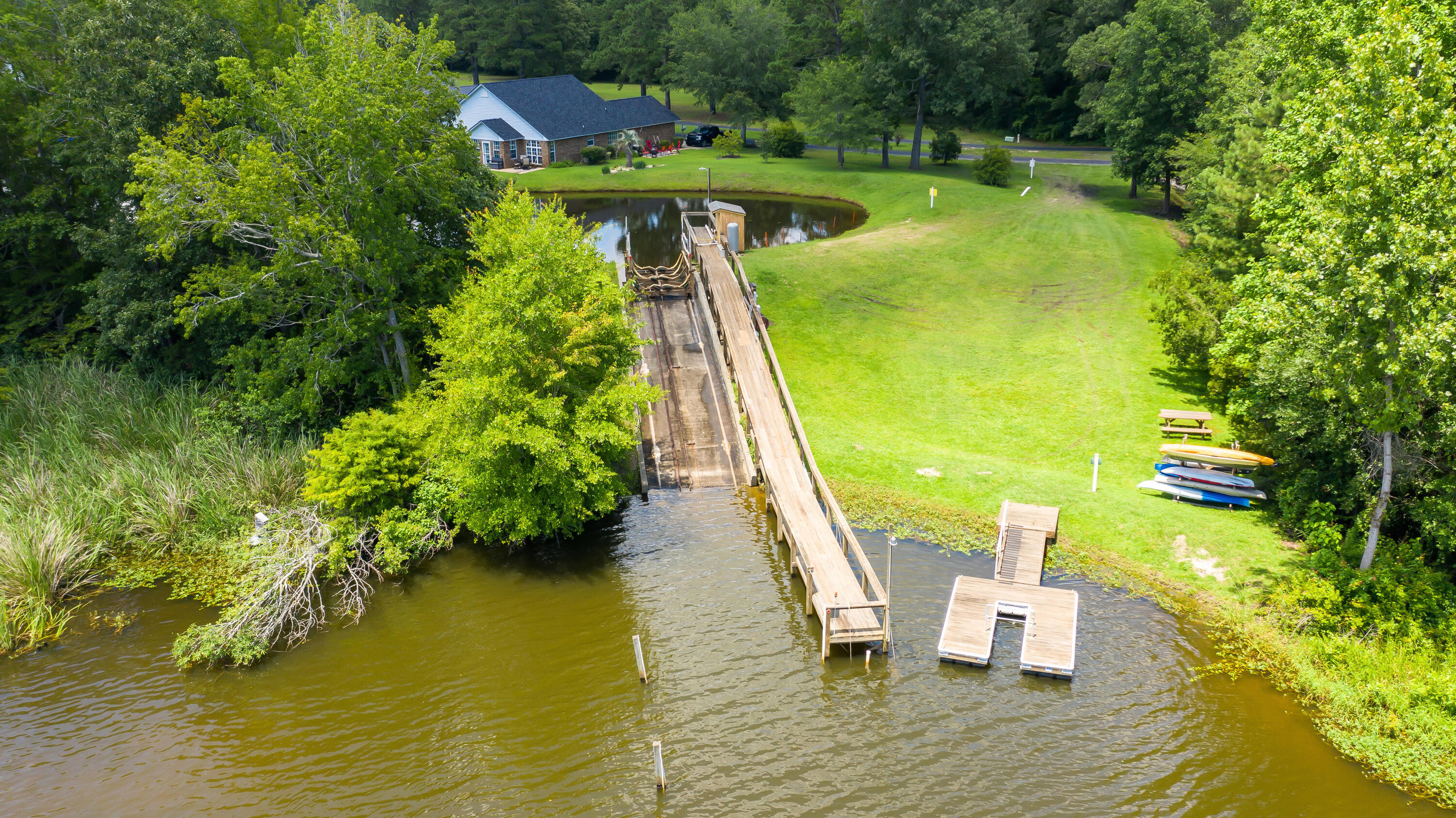 203 Ridge Lake Drive Manning, SC 29102 - Photo 44 of 60 BOAT LIFT SYSTEM