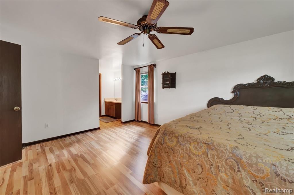 21931 Sunflower Road Novi, MI 48375 - Photo 27 of 34