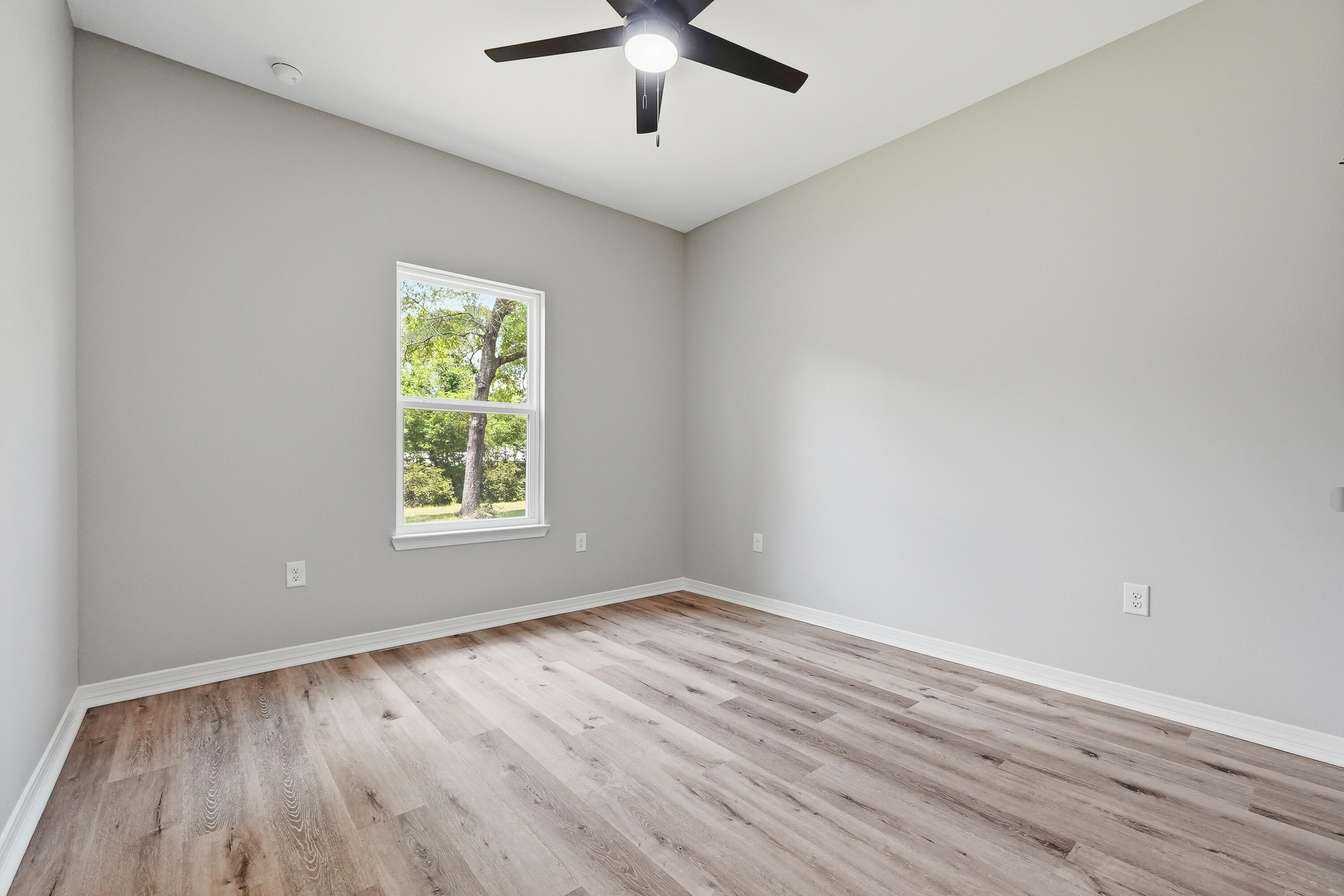 6140 Clover Street Crestview, FL 32539 - Photo 16 of 58 6140 clover st-15