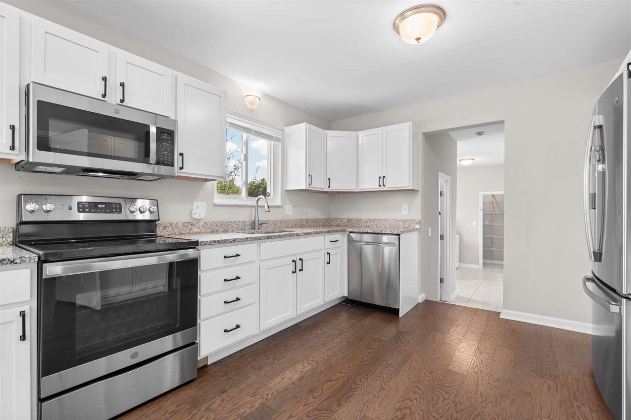 705 West Bemis Road Saline, MI 48176 - Photo 4 of 61 Gallery Image 4