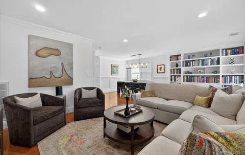 $1,175,000 | 211 Barton Avenue, Melville, NY 11747