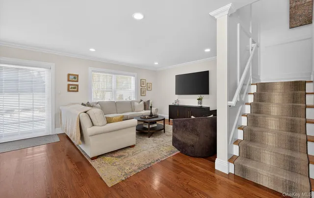 $1,175,000 | 211 Barton Avenue, Melville, NY 11747