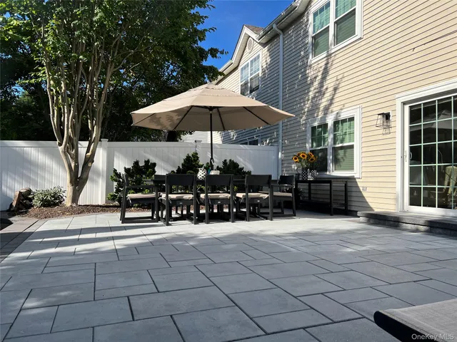 $1,175,000 | 211 Barton Avenue, Melville, NY 11747