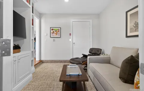 $1,175,000 | 211 Barton Avenue, Melville, NY 11747