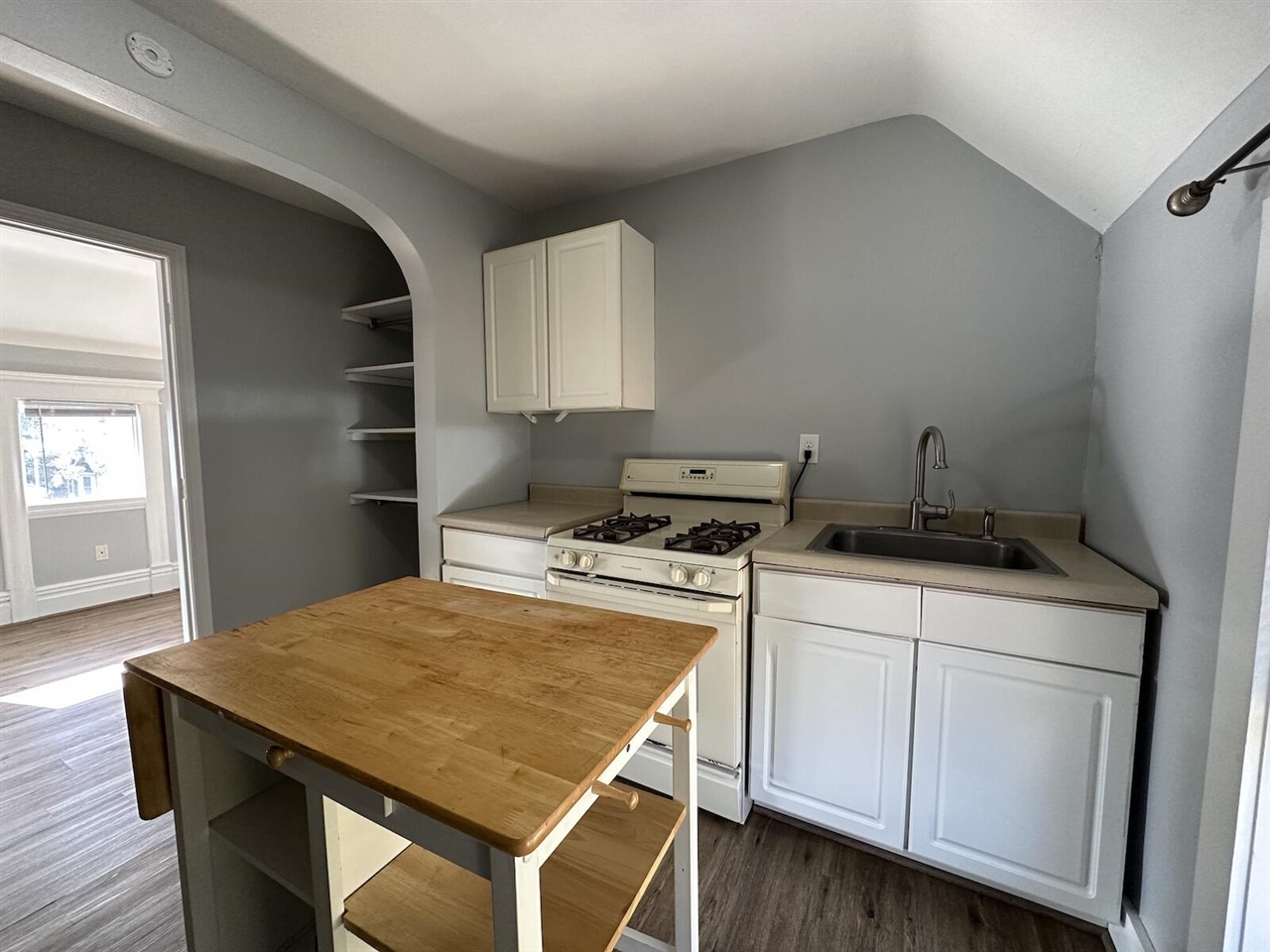 1925 Nichols Road Kalamazoo, MI 49006 - Photo 19 of 26