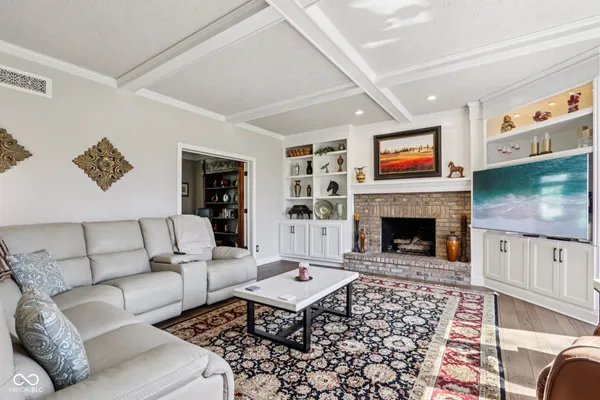 $875,000 | 11217 Woods Bay Lane, Indianapolis, IN 46236