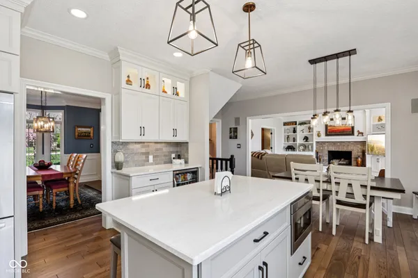 $875,000 | 11217 Woods Bay Lane, Indianapolis, IN 46236