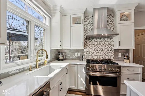 $875,000 | 11217 Woods Bay Lane, Indianapolis, IN 46236