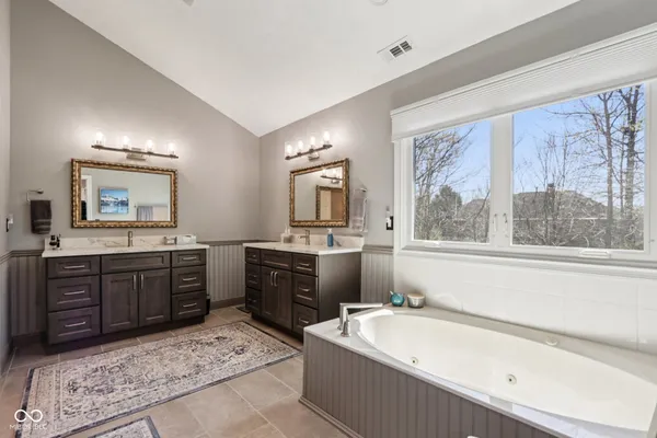 $875,000 | 11217 Woods Bay Lane, Indianapolis, IN 46236