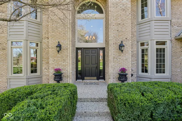 $875,000 | 11217 Woods Bay Lane, Indianapolis, IN 46236