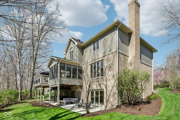 $875,000 | 11217 Woods Bay Lane, Indianapolis, IN 46236