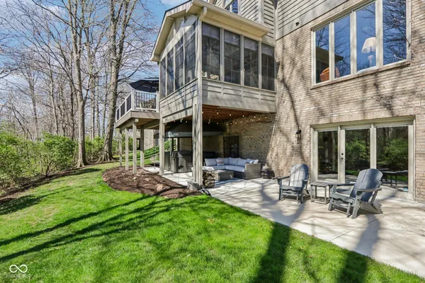 $875,000 | 11217 Woods Bay Lane, Indianapolis, IN 46236