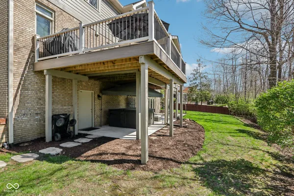 $875,000 | 11217 Woods Bay Lane, Indianapolis, IN 46236