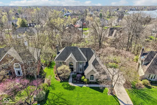 $875,000 | 11217 Woods Bay Lane, Indianapolis, IN 46236