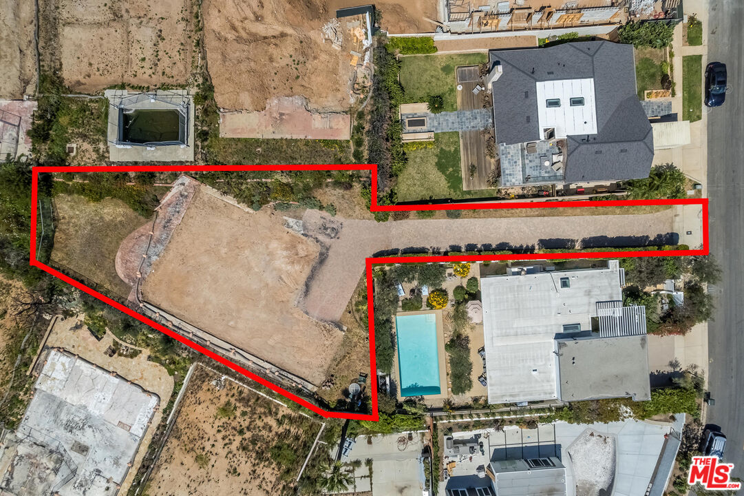 3813 Surfwood Road Malibu, CA 90265 - Photo 9 of 12