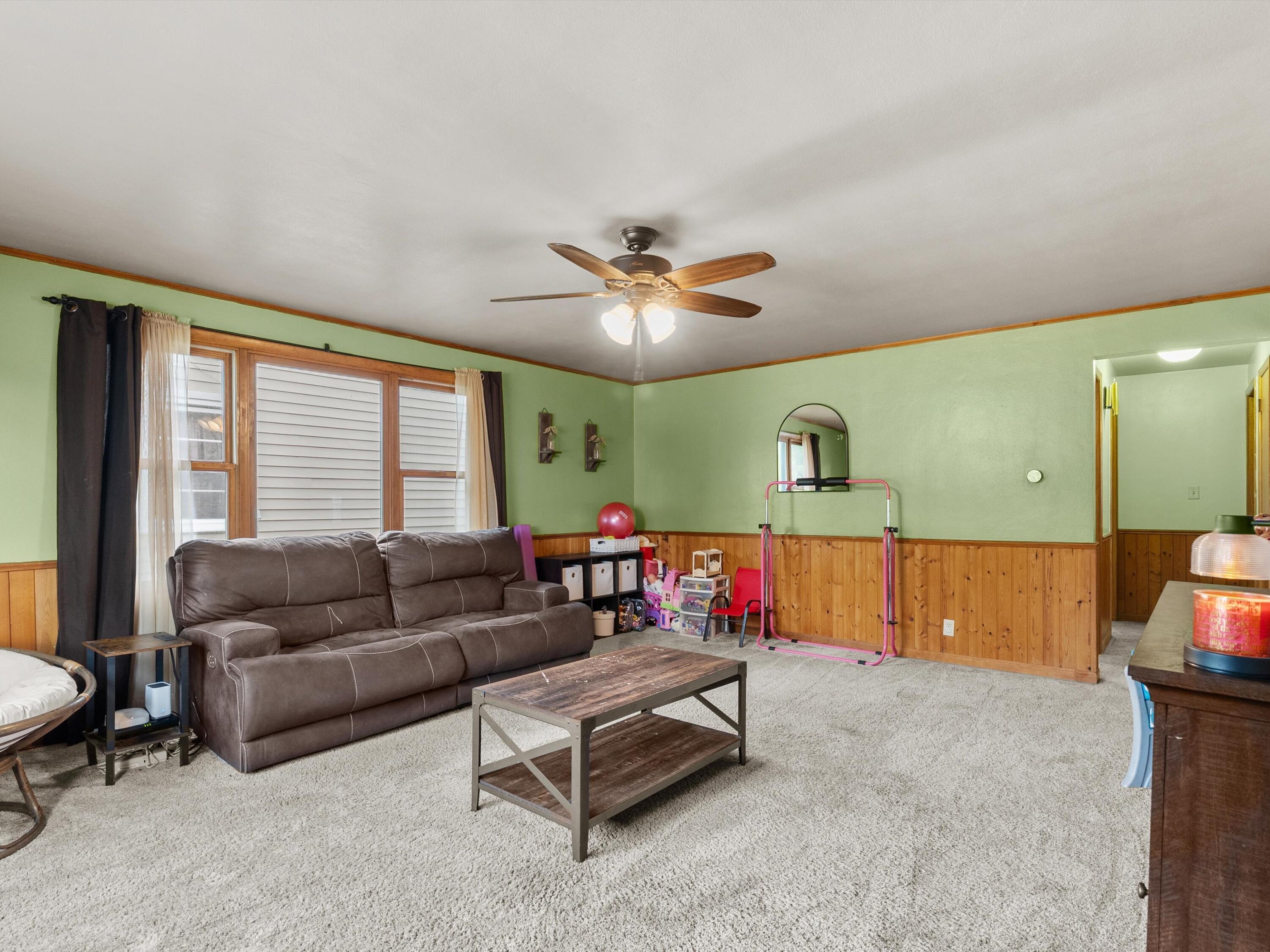 2117 32nd Street Two Rivers, WI 54241 - Photo 11 of 31 10-DSC00362