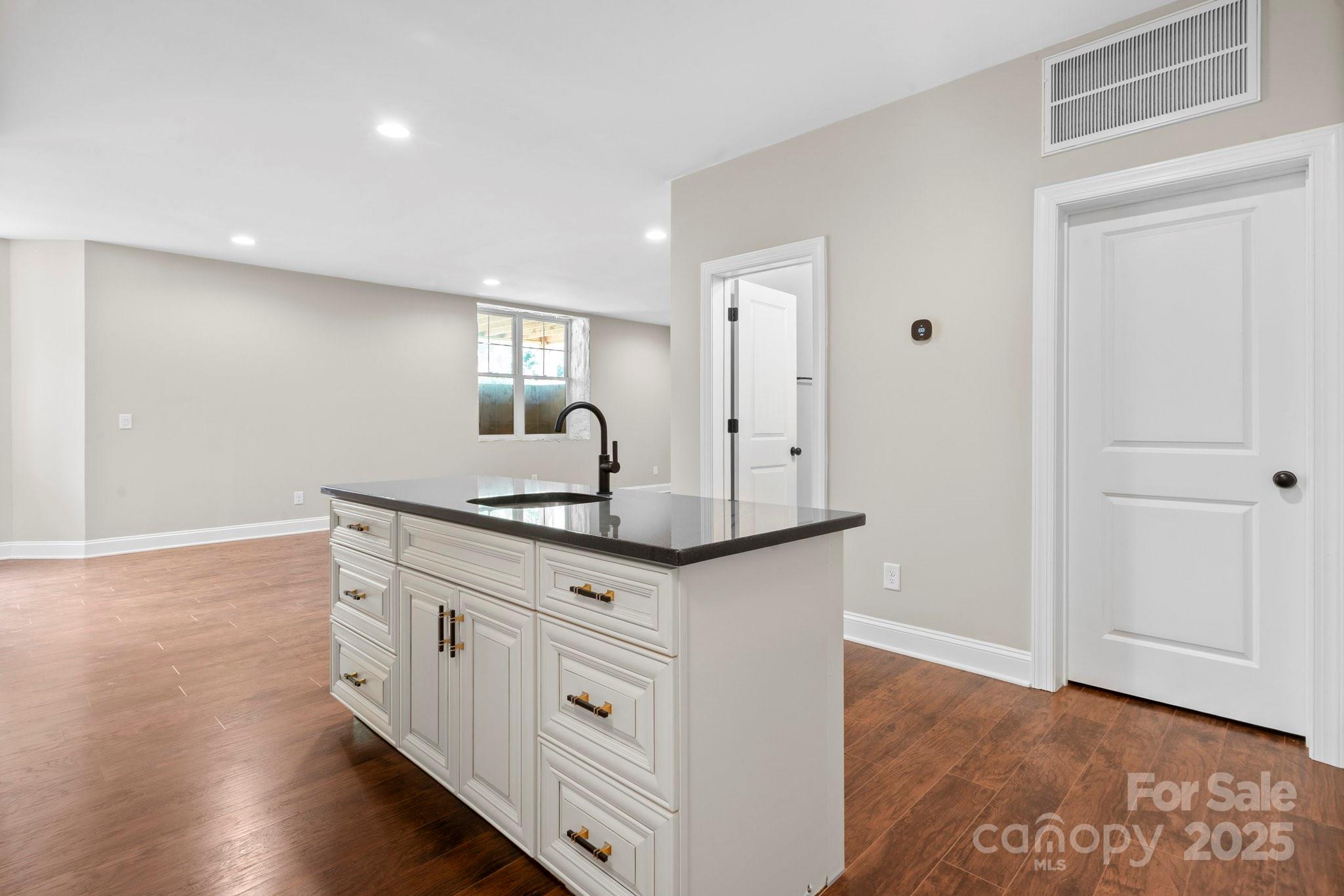 4015 Randolph Road Charlotte, NC 28211 - Photo 33 of 46