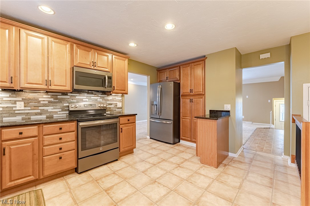 1950 Brainard Road Lyndhurst, OH 44124 - Photo 10 of 30 Gallery Image 10