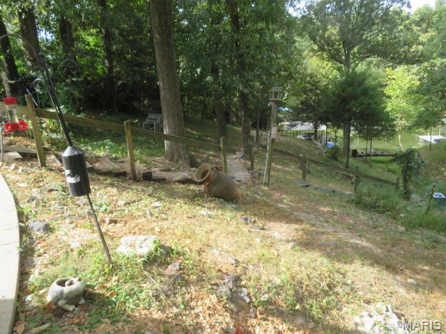 210 Lands End Road Hillsboro, IL 62049 - Photo 33 of 47