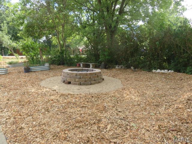 210 Lands End Road Hillsboro, IL 62049 - Photo 43 of 47