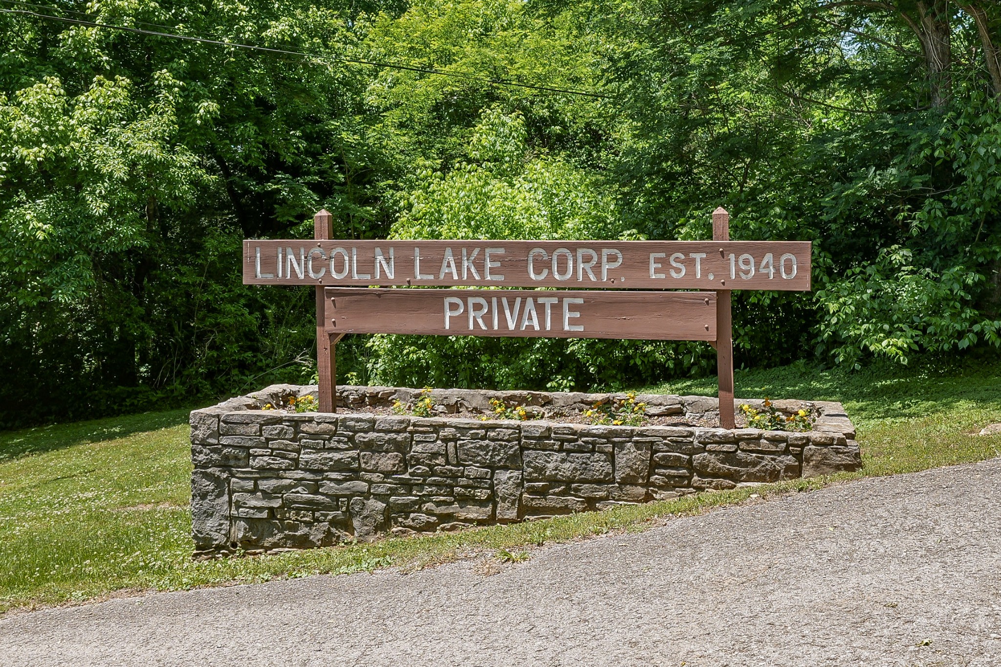 a sign that is on the side of a road