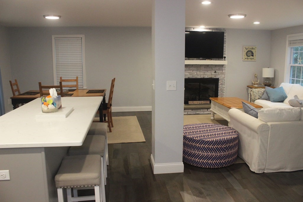 90 Amos Landing Road Mashpee, MA 02649 - Photo 5 of 11