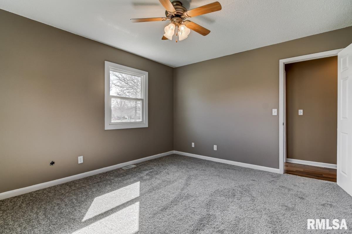2904 Lyn Street Springfield, IL 62702 - Photo 15 of 24