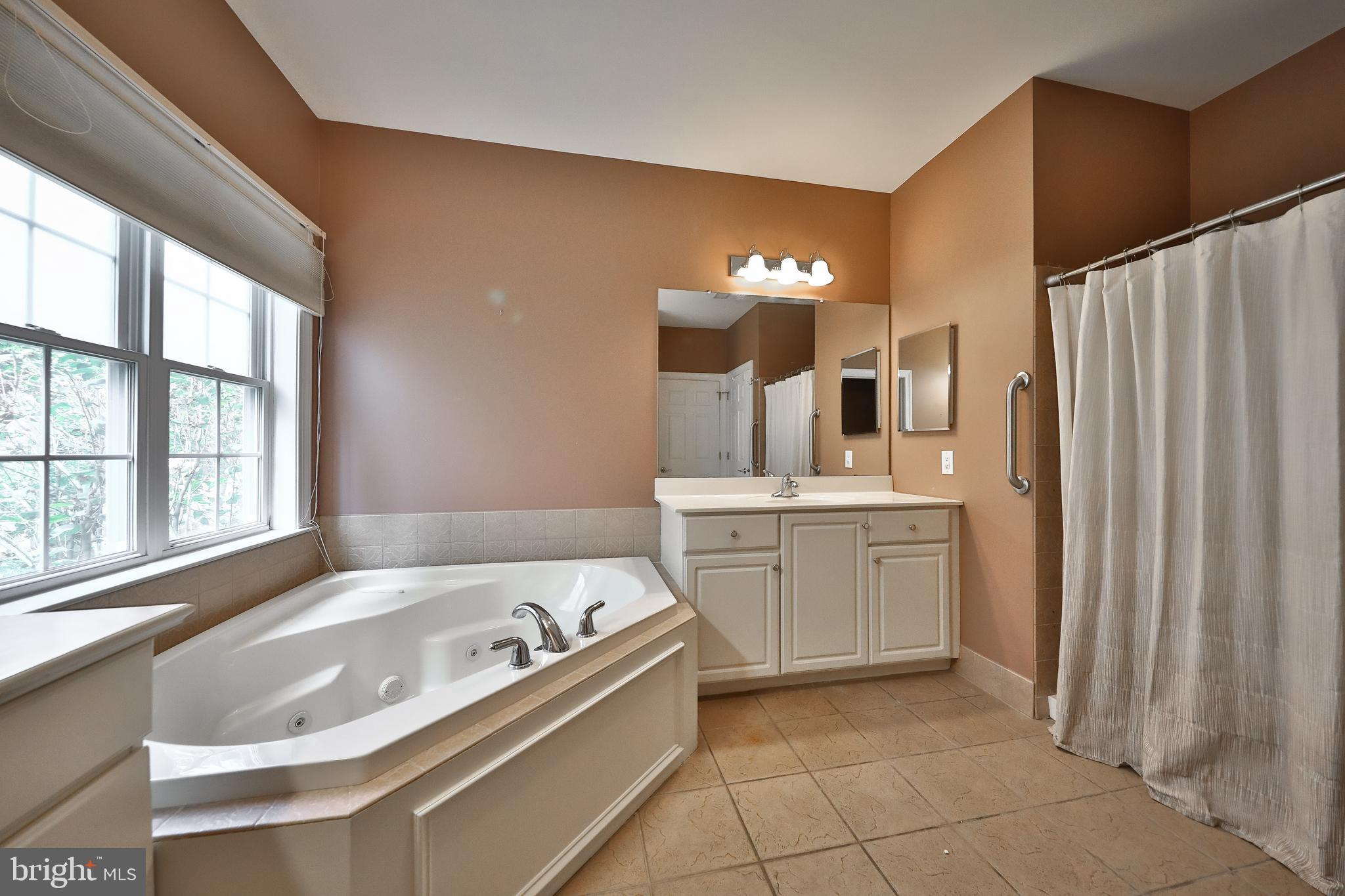 241 Bobwhite Road New Hope, PA 18938 - Photo 17 of 36 Gallery Image 17