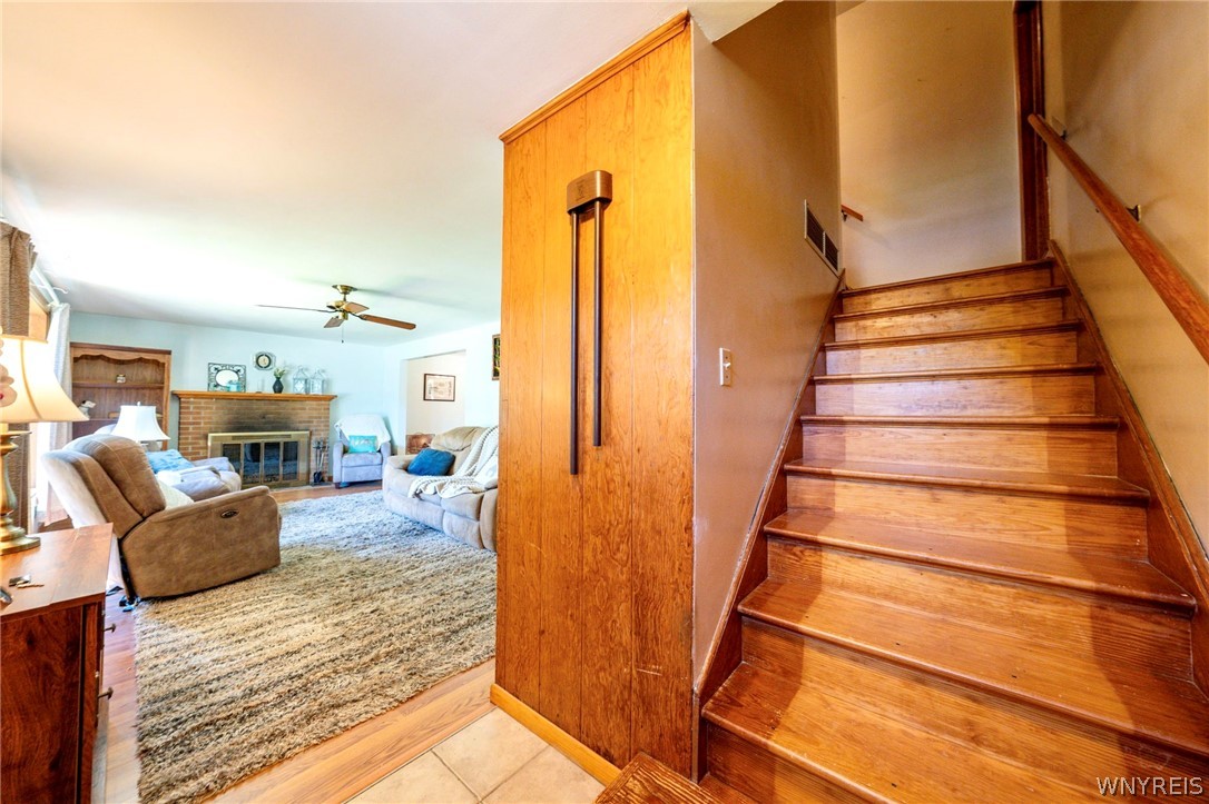 58 Castleton Place Tonawanda, NY 14150 - Photo 4 of 28