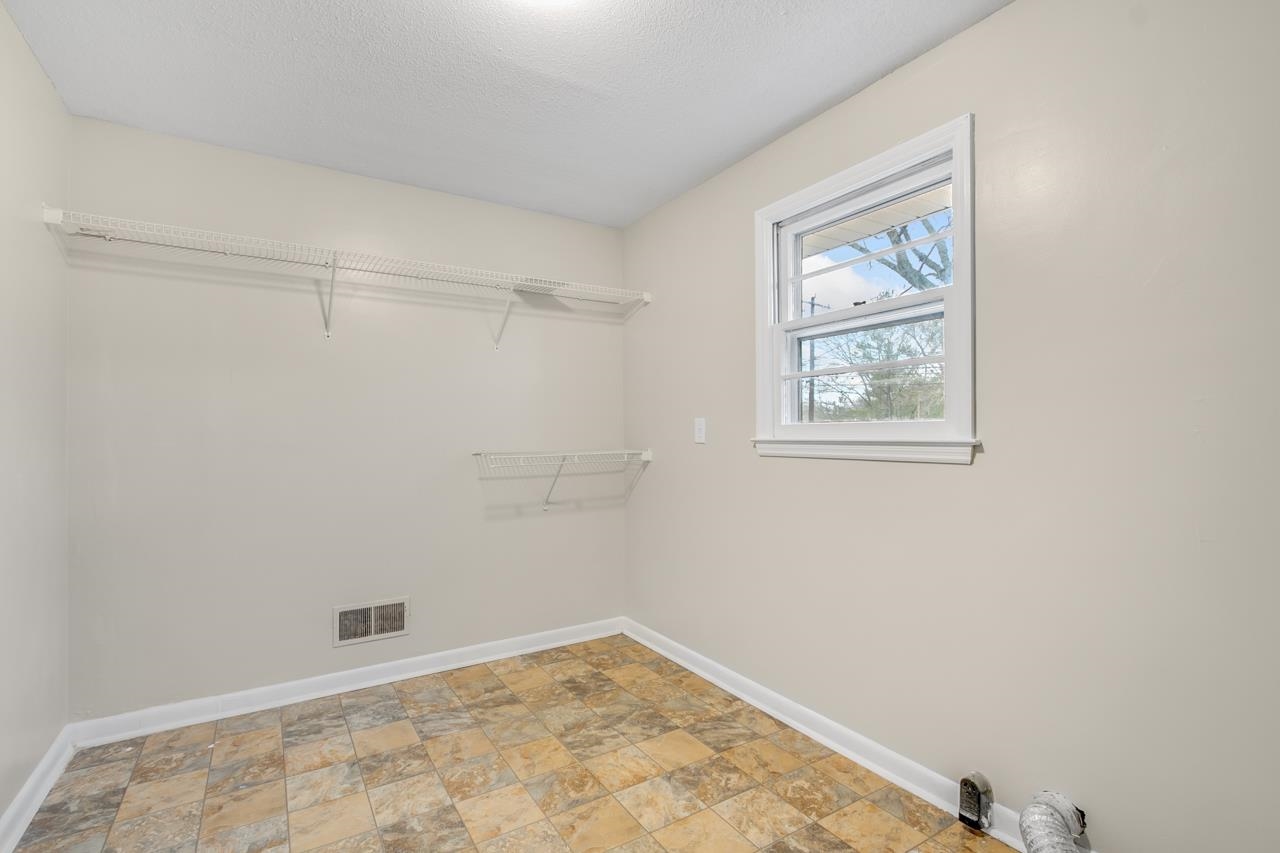 411 Holly Springs Road Lyman, SC 29365 - Photo 17 of 36
