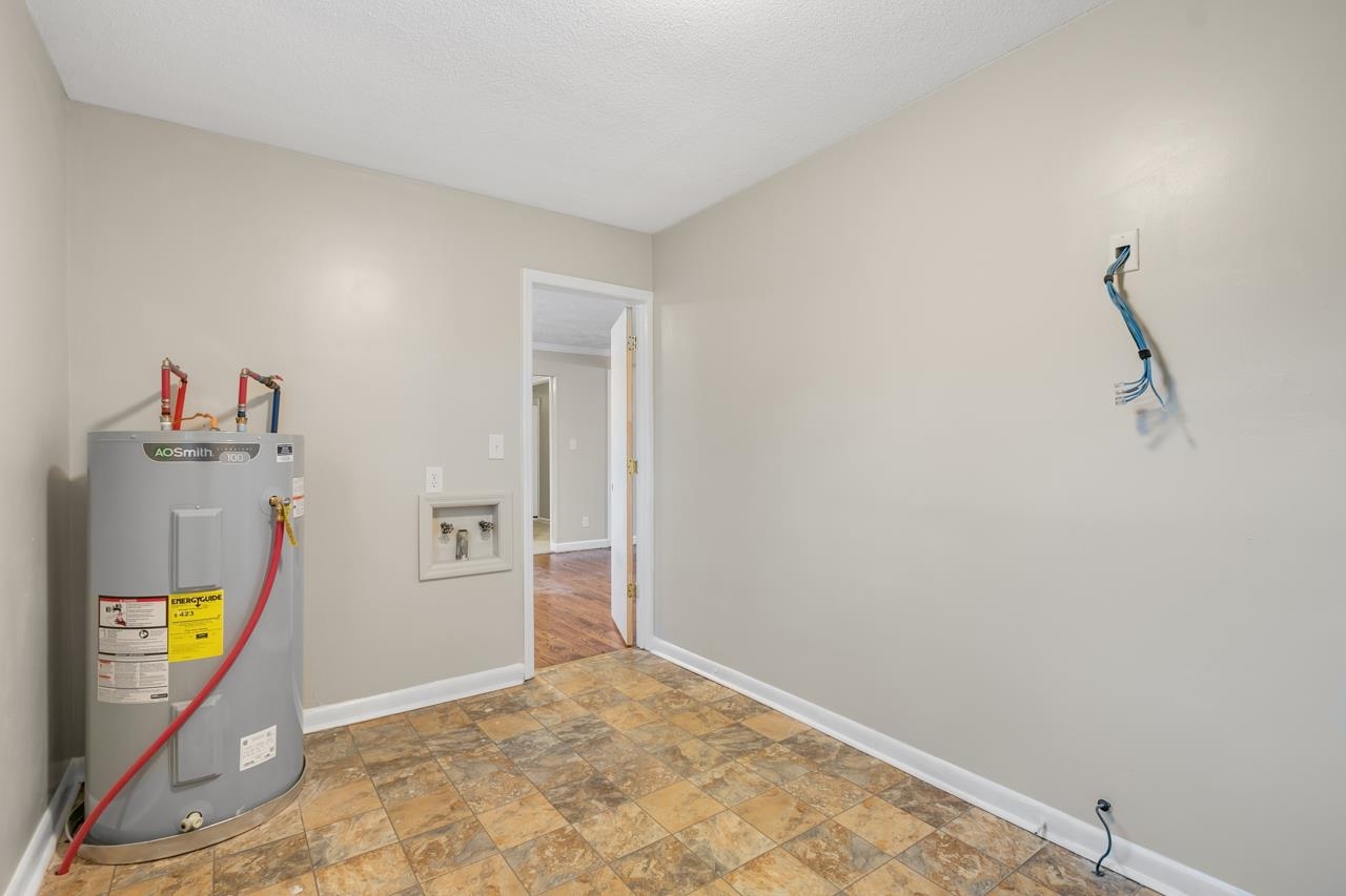 411 Holly Springs Road Lyman, SC 29365 - Photo 18 of 36