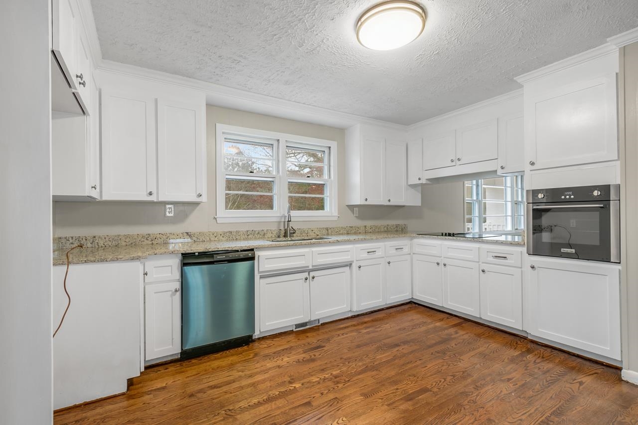 411 Holly Springs Road Lyman, SC 29365 - Photo 8 of 36