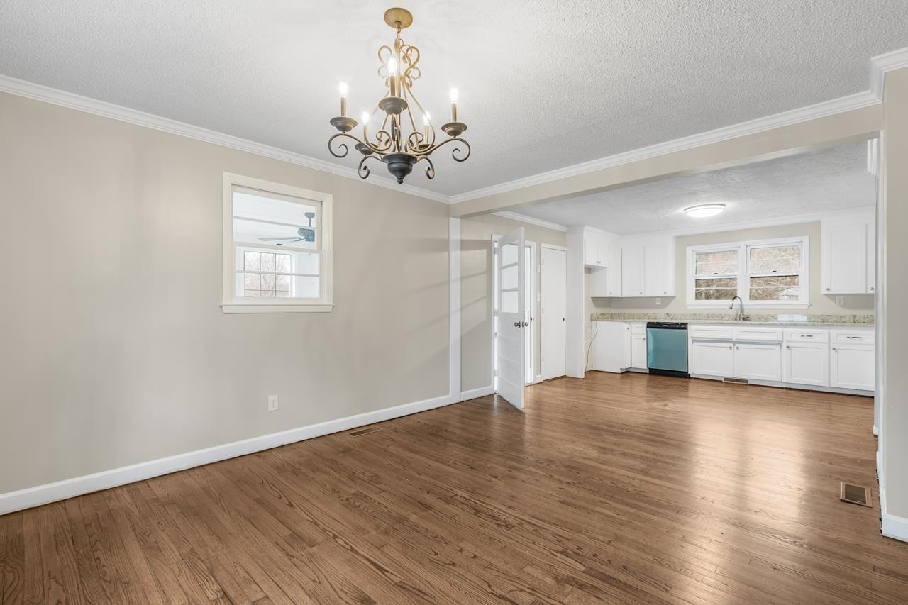 411 Holly Springs Road Lyman, SC 29365 - Photo 10 of 36