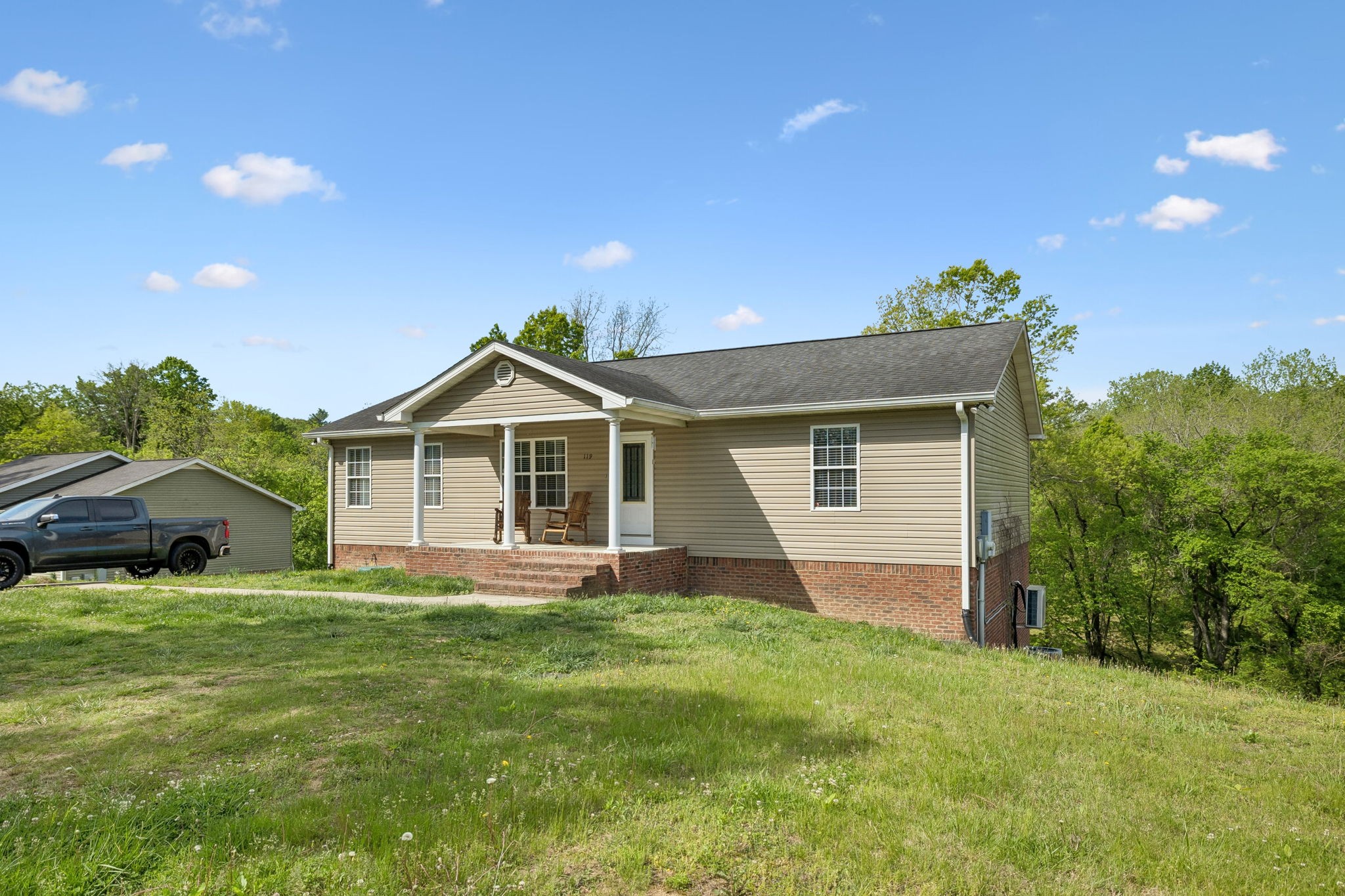 119 Gibbs Landing Carthage, TN 37030 - Photo 2 of 35