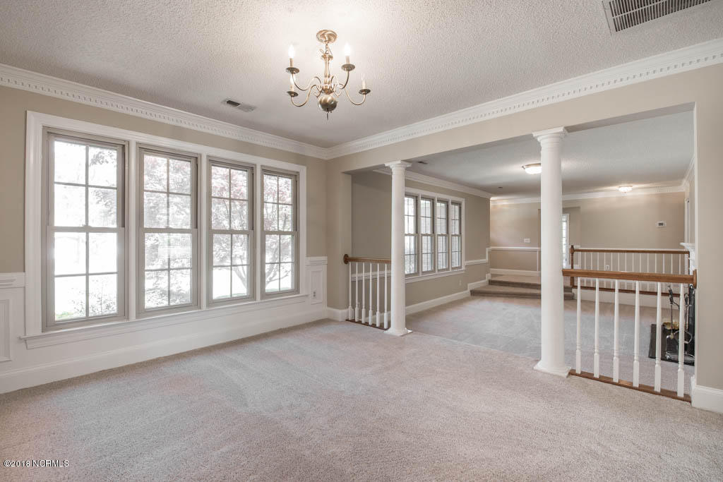 5922 Reedy Branch Road Winterville, NC 28590 - Photo 13 of 51 diningroom-1