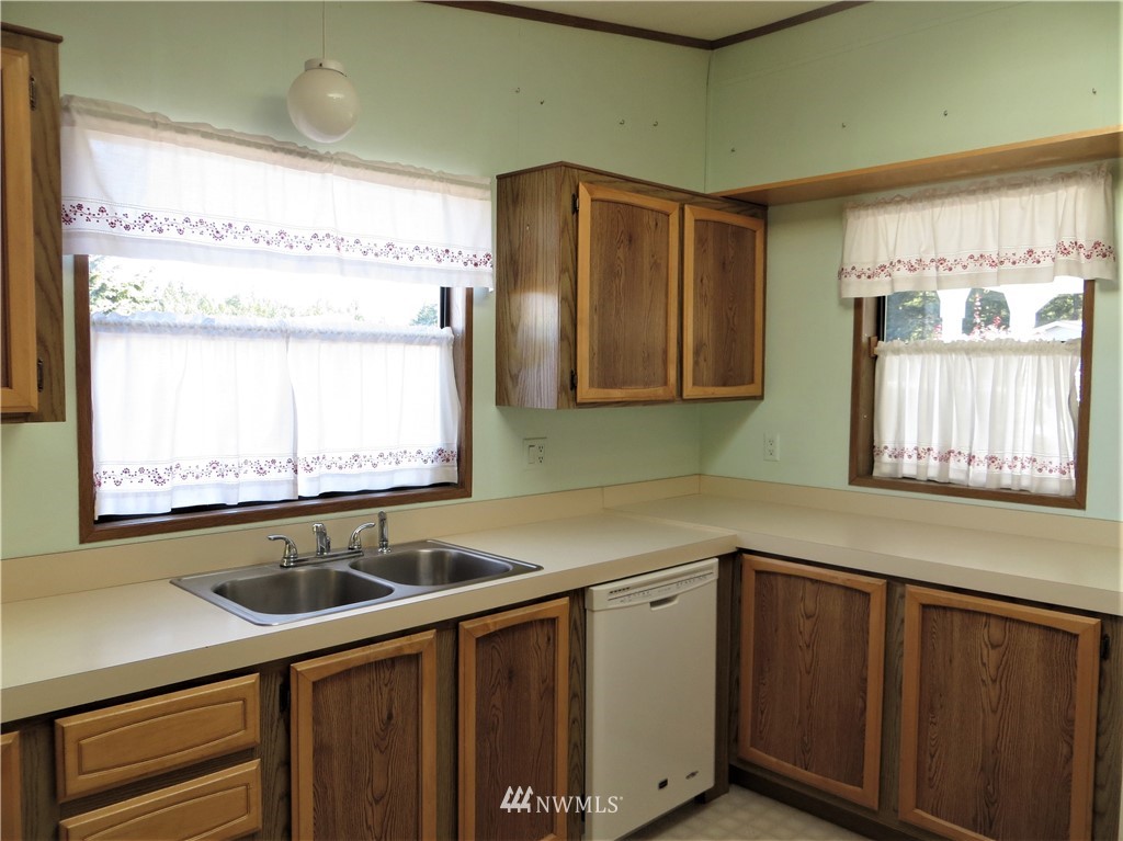 13 Holly Road Shelton, WA 98584 - Photo 11 of 28 Gallery Image 11