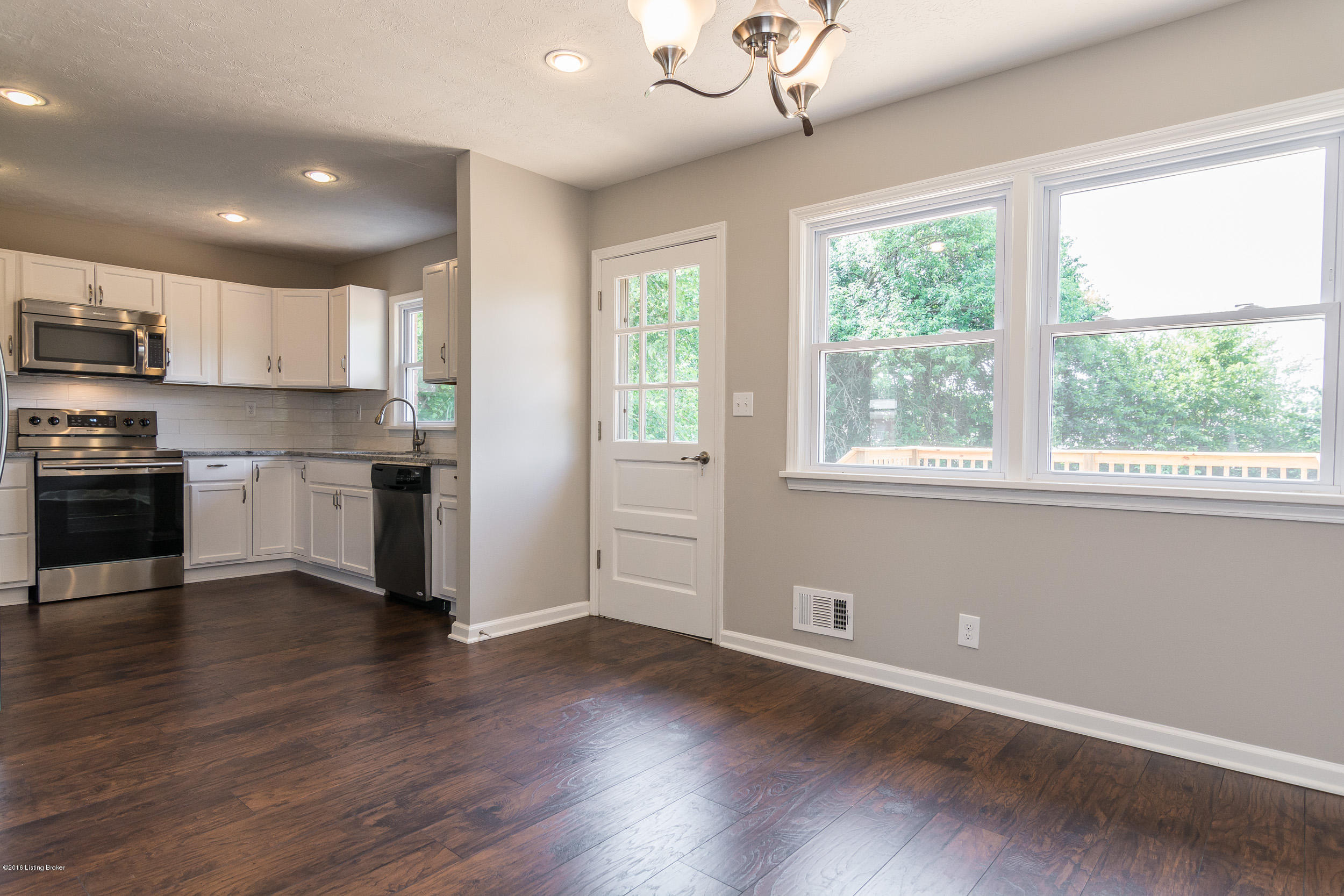 7912 Annella Way Louisville, KY 40219 - Photo 31 of 54 7912 annella way-28