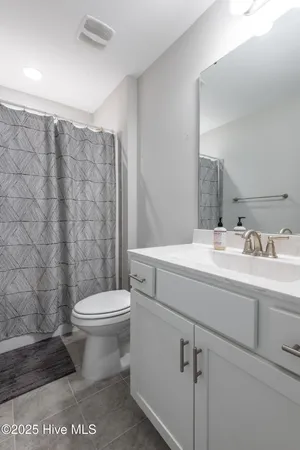 $383,000 | 3220 Dandelion Drive, Grimesland, NC 27837