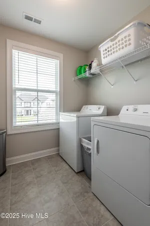 $383,000 | 3220 Dandelion Drive, Grimesland, NC 27837